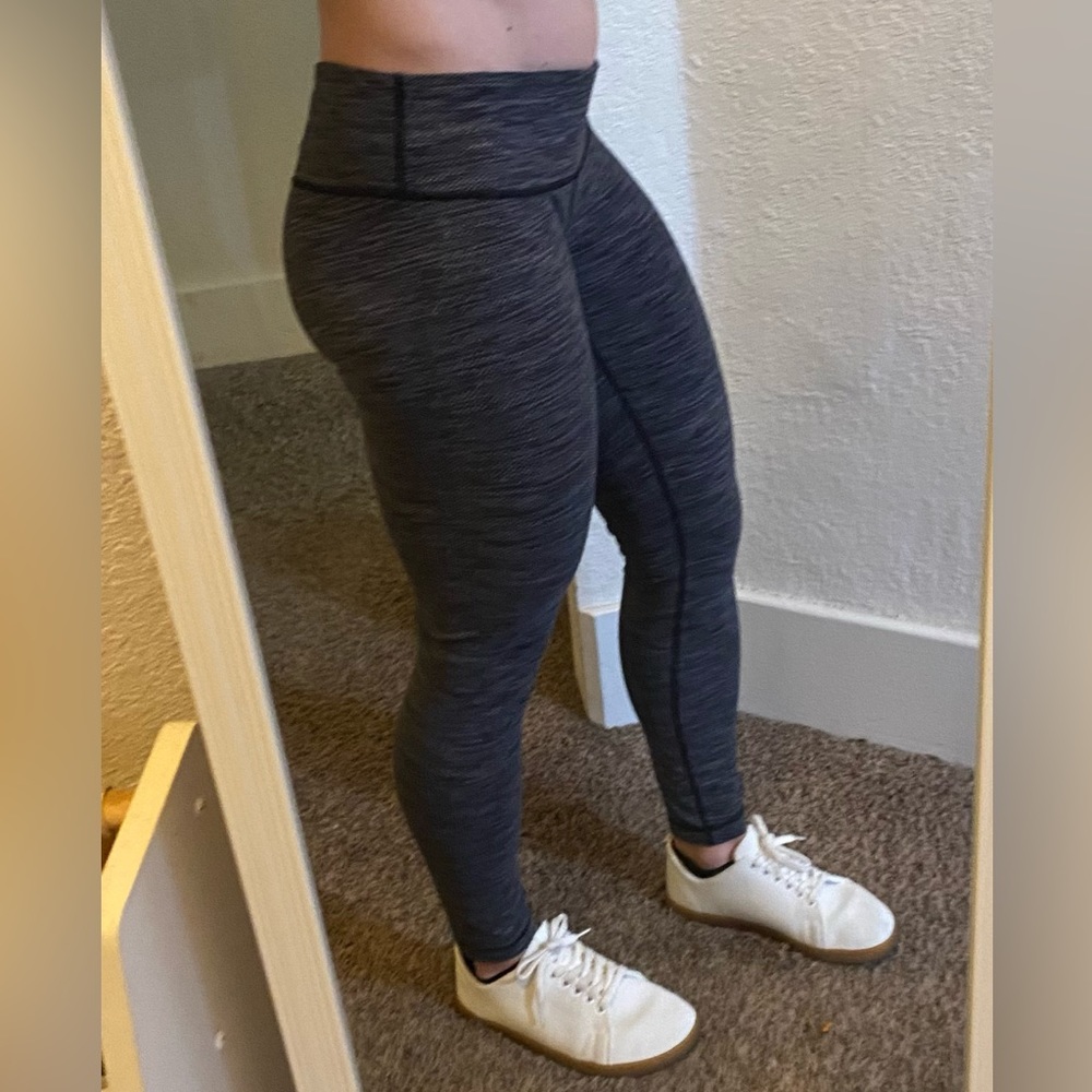 Lululemon Wunder Train mid rise tight pants